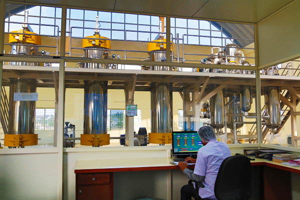 VIDYA HERBS PVT LTD , SUPER CRITICAL EXTRACTION UNIT